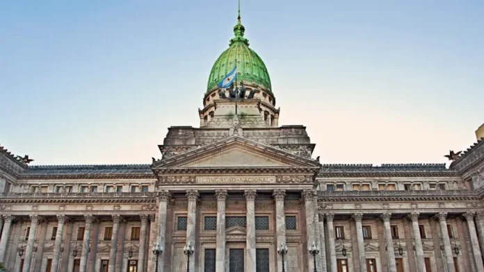 El Gobierno busca aval del Congreso para pagar USD 171 millones a holdouts